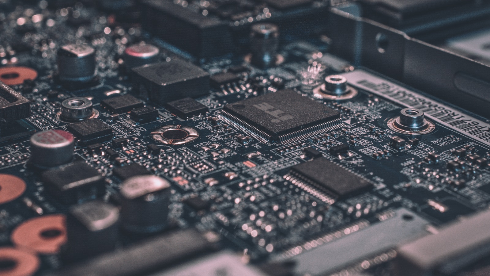 AI & Machine Learning